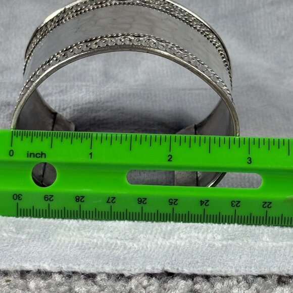 Wide Hammered Silver Tone Metal Cuff Bracelet Braided Textured Edging Boho - Picture 8 of 16